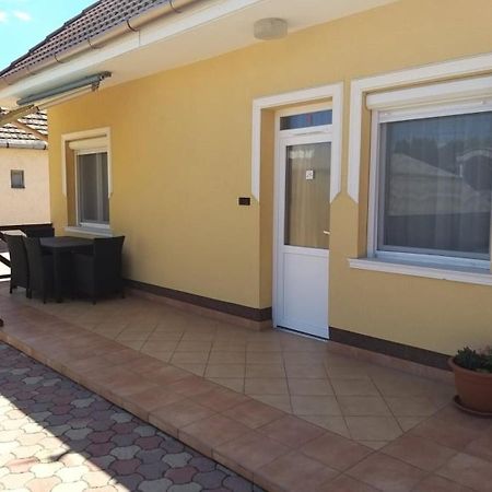 Garden Apartmanhaz 2 Hajdúszoboszló Eksteriør bilde